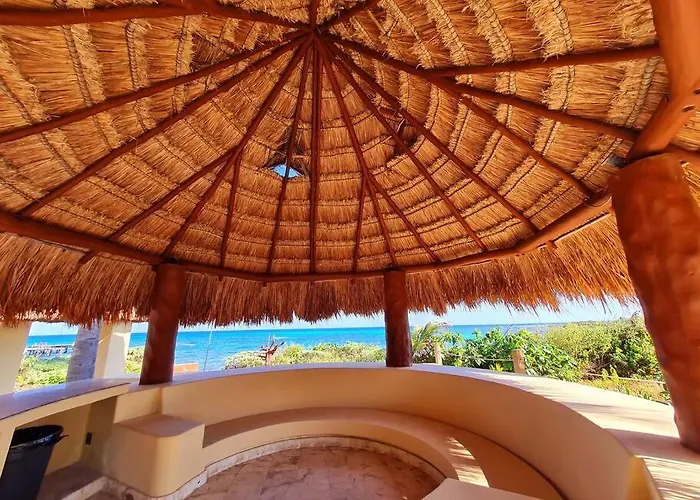 Villa 301, Ground Floor, Oceanfront!